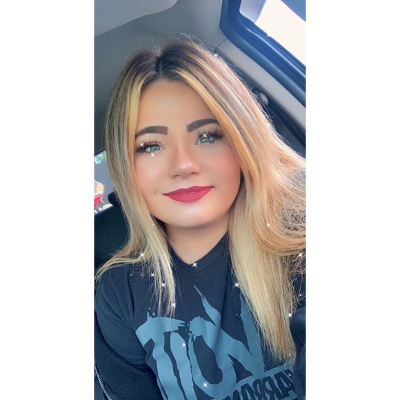 Meet your Posher, Fallyn - Picture 5 of 5